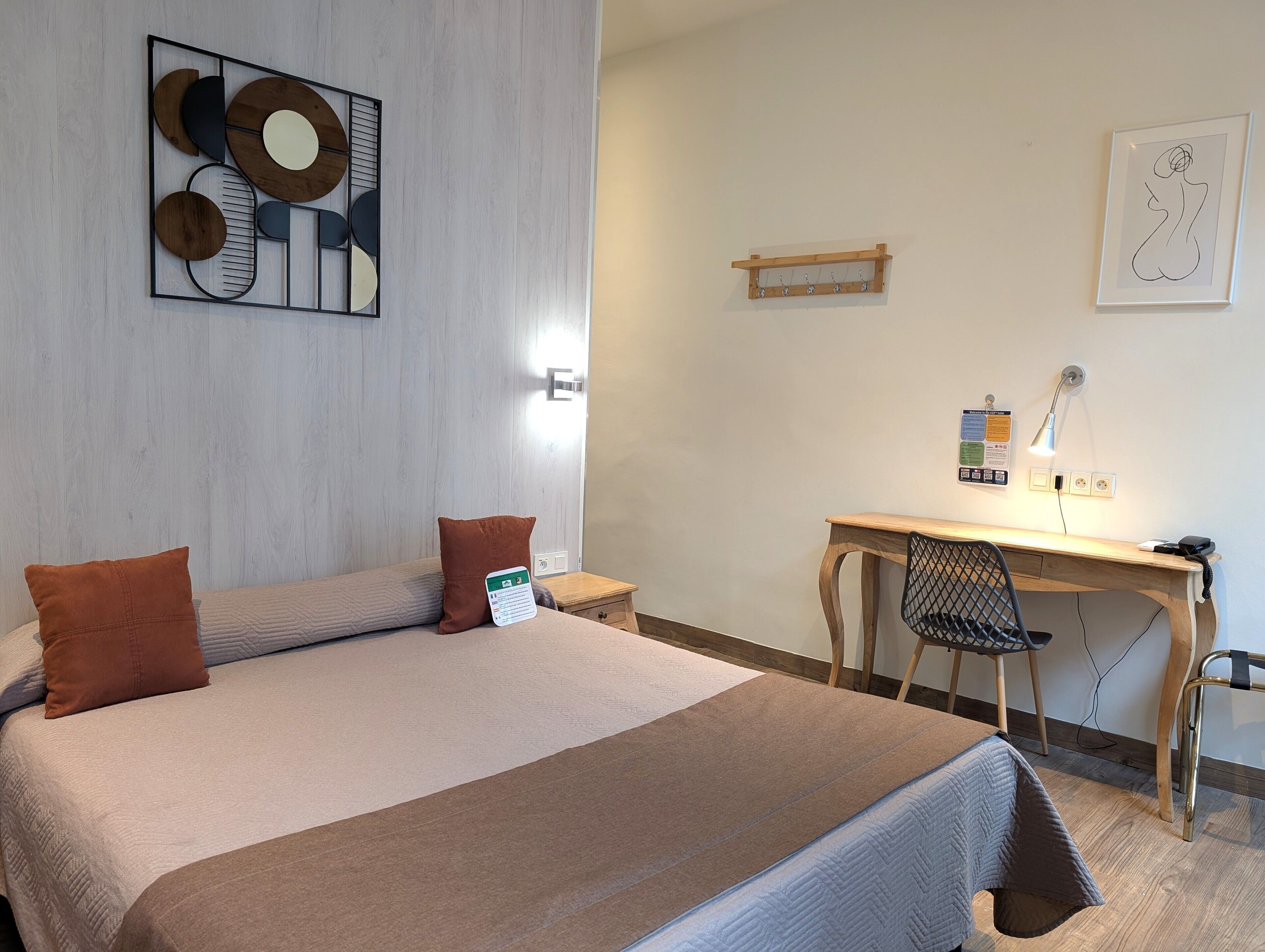 Superior Double or Twin Room | Select Comfort beds, in-room safe, desk, soundproofing