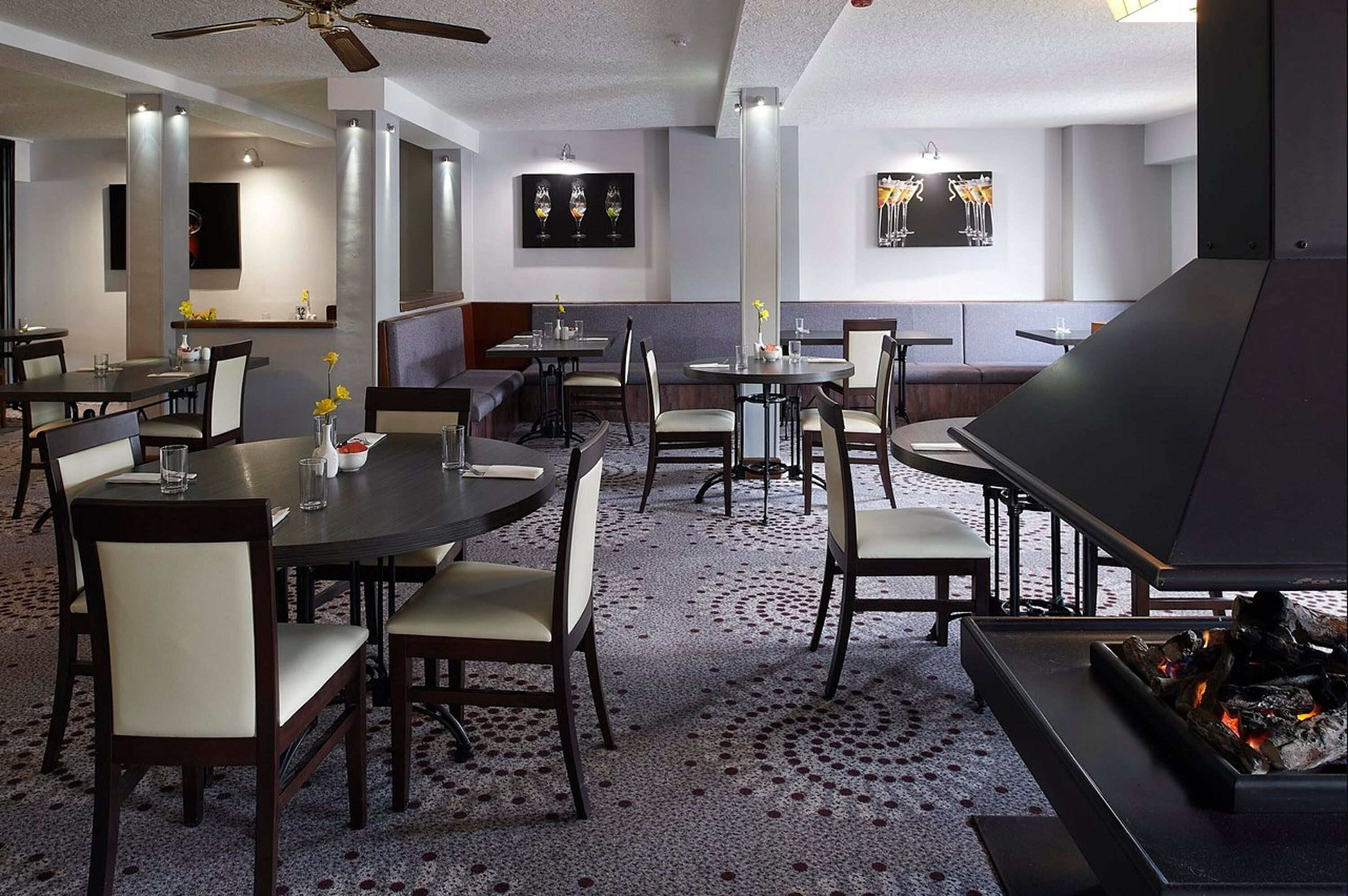 free daily full breakfast