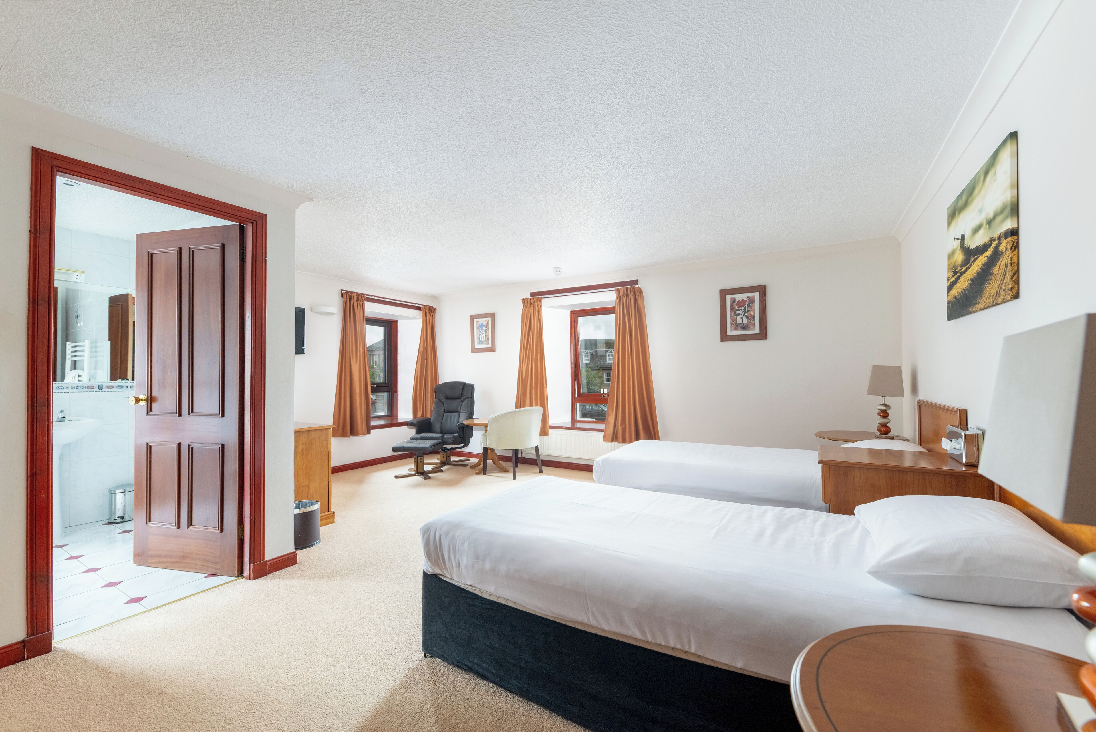 superior twin room | free wifi, bed sheets