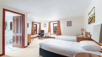Superior Twin Room | Free WiFi, bed sheets