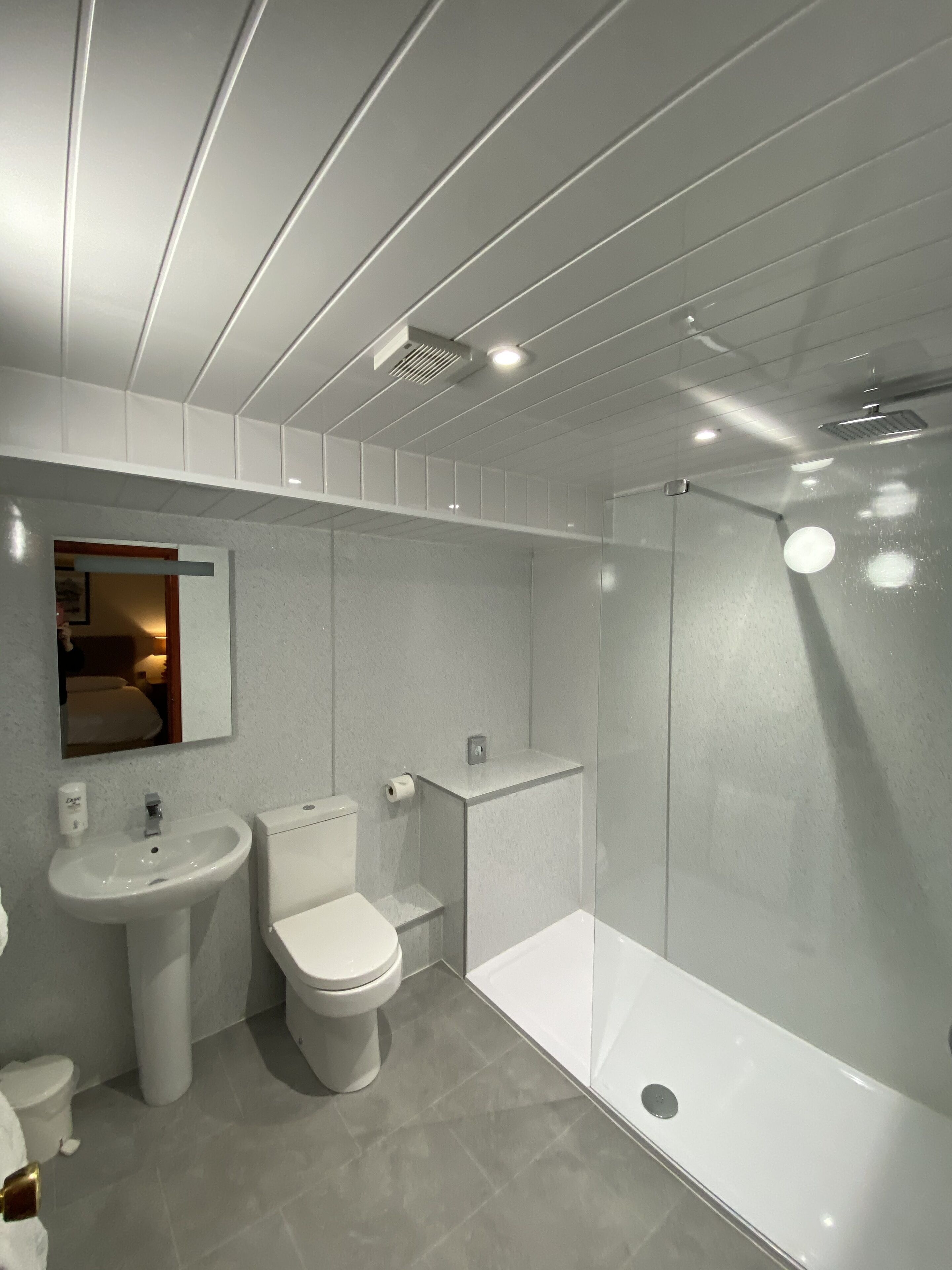 family double room | free wifi, bed sheets