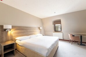 Habitación doble superior | Wifi gratis y ropa de cama