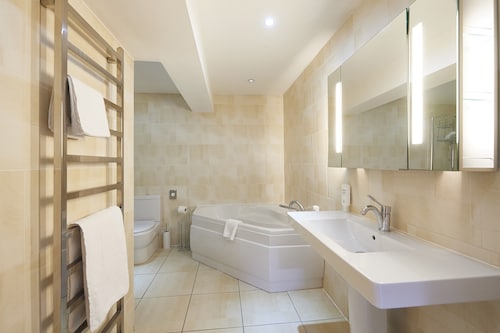 The Priory Hotel