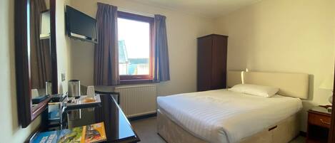 Kahden hengen standard-huone yhdelle | Ilmainen Wi-Fi, vuodevaatteet