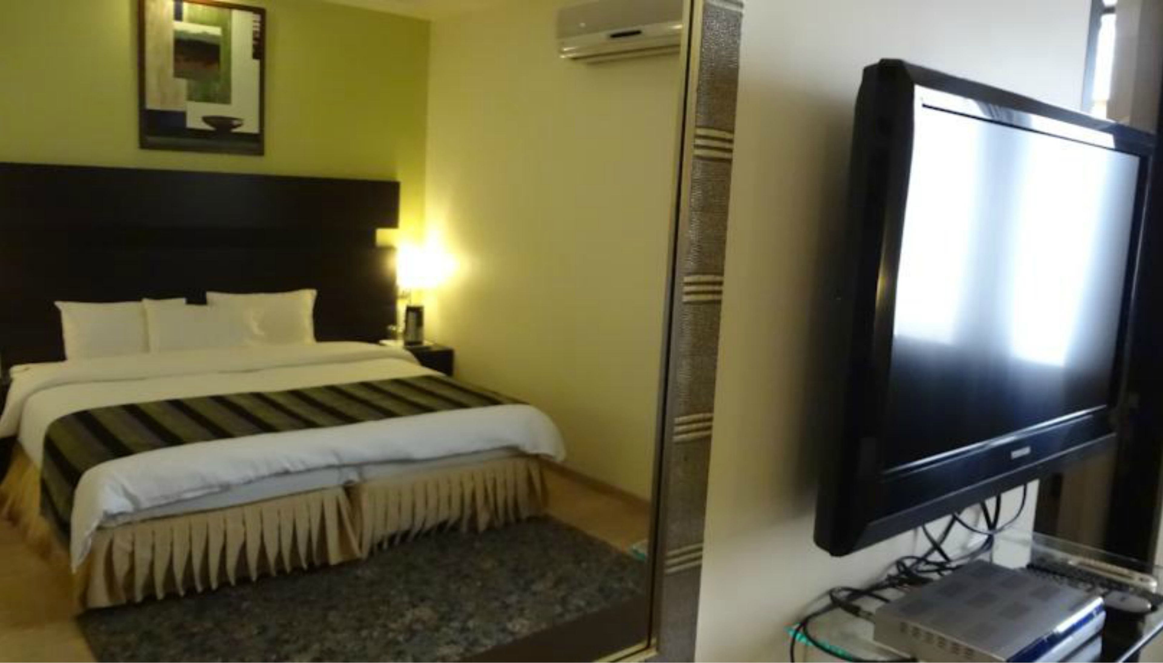 Foto - Chateau Windsor Hotel - Marine Drive