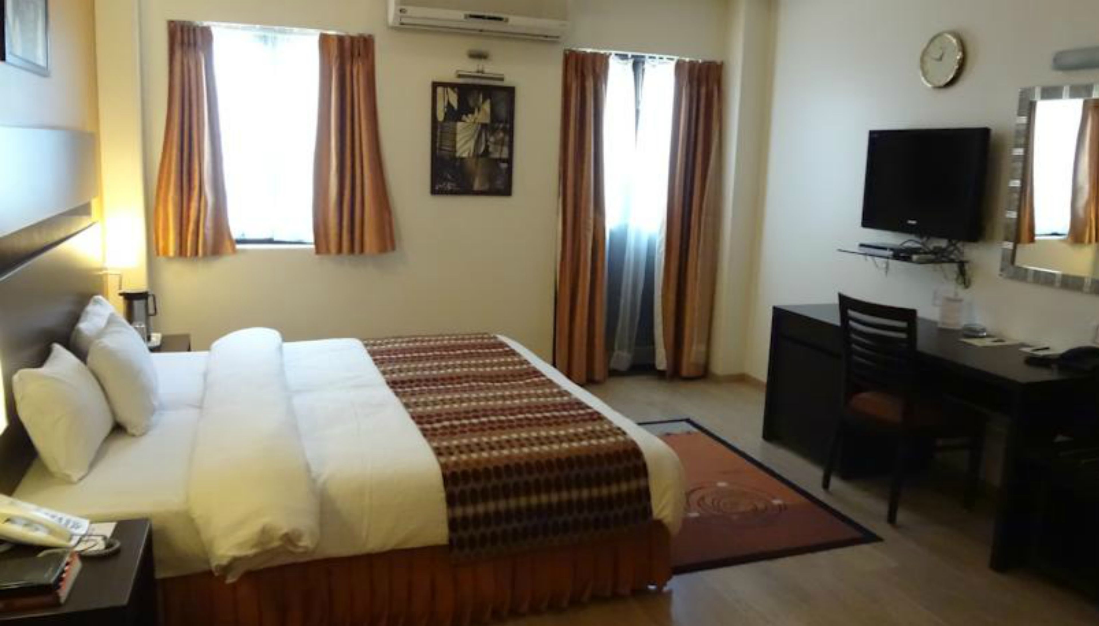 Foto - Chateau Windsor Hotel - Marine Drive