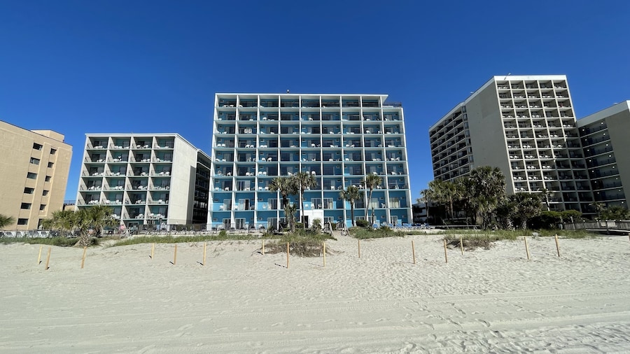 Polynesian Beach & Golf Resort