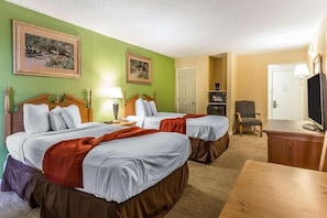 Blackout drapes, bed sheets - Atlantic Paradise Inn and Suites (Myrtle Beach)