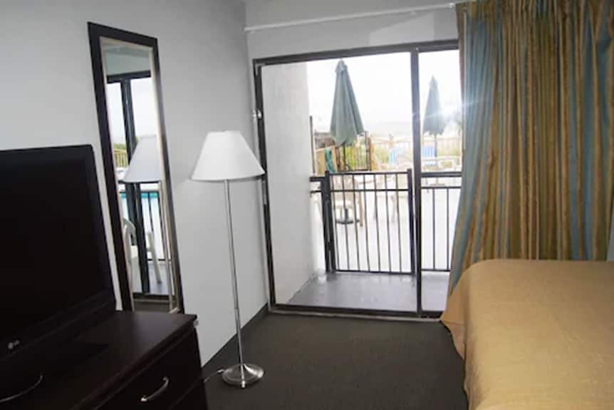 Ocean Plaza Motel Reviews, Deals & Photos 2024 - Expedia