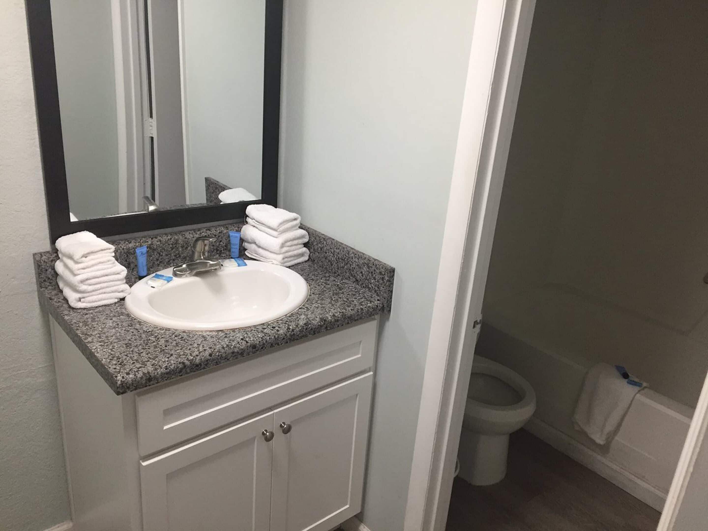 Duschwanne, Handtücher