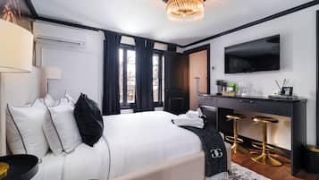 Classic Queen - Room 8 | Premium bedding, down comforters, pillowtop beds, individually decorated