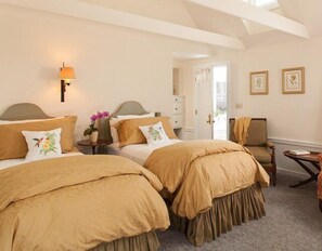 1 bedroom, premium bedding, down comforters, pillowtop beds