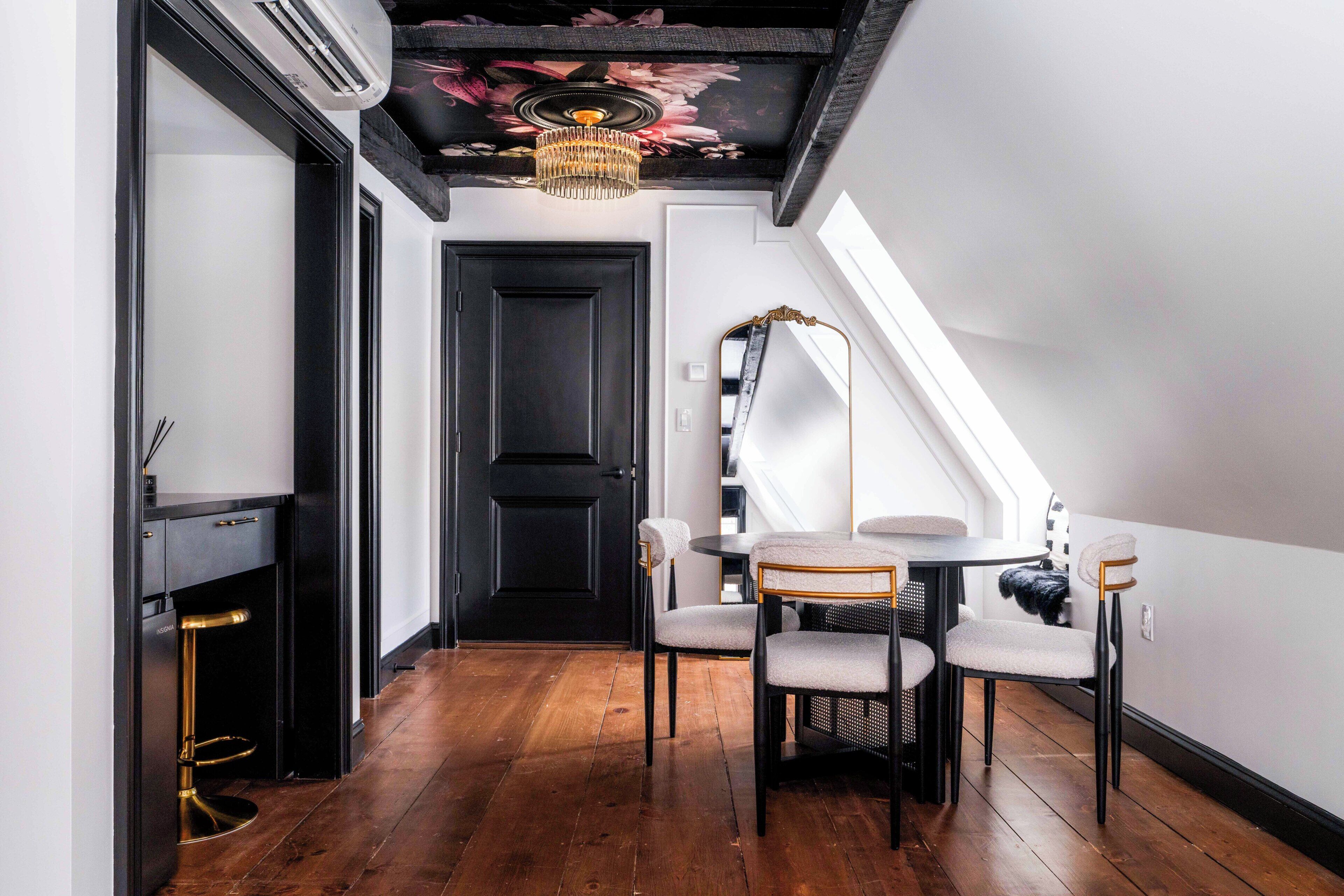 Luxe Queen Suite - Room 12 | Premium bedding, down comforters, pillowtop beds, individually decorated