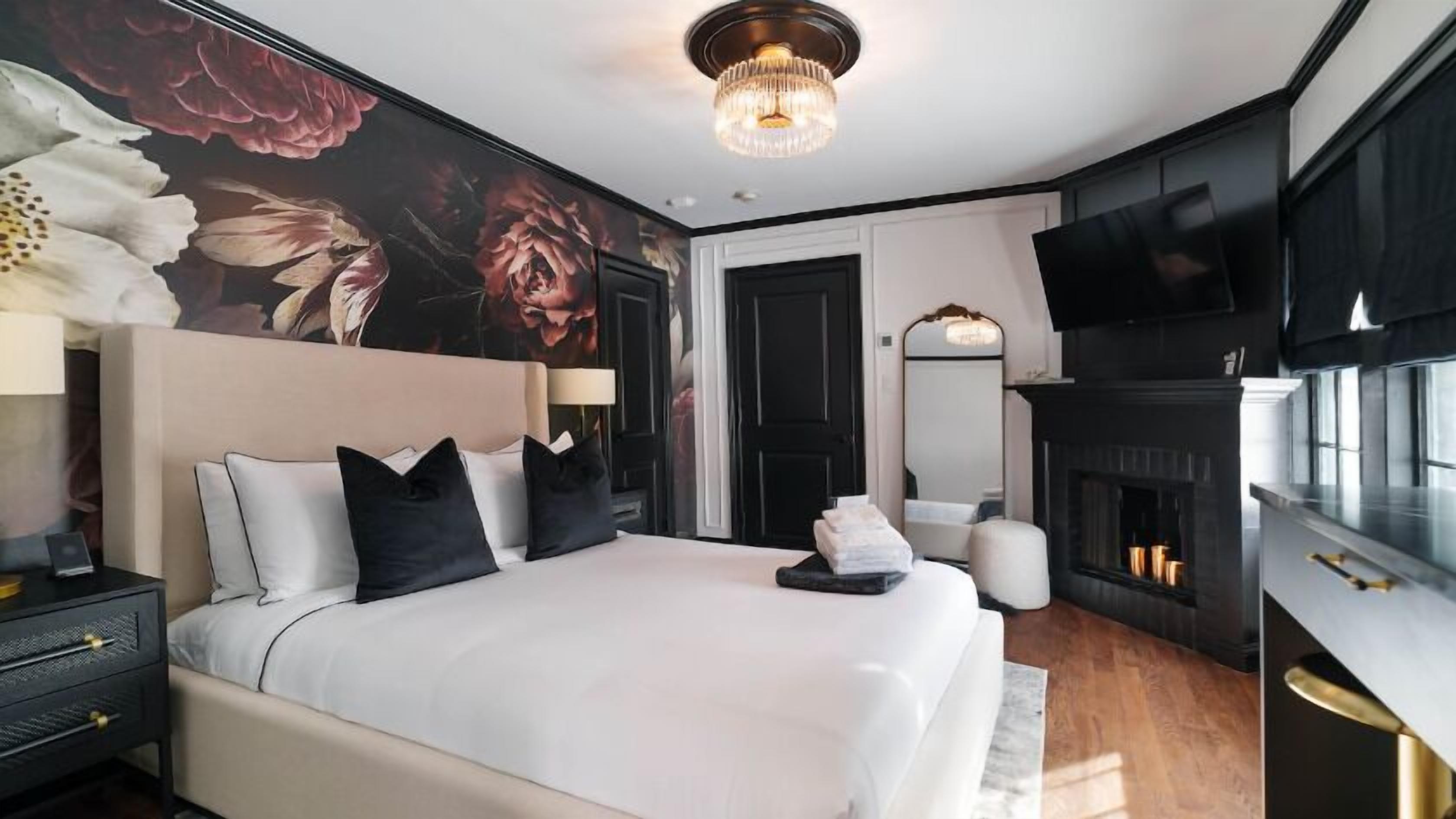 Classic Queen - Room 5