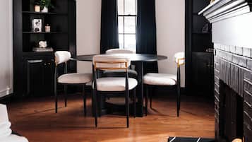 Premier Suite - Room 11