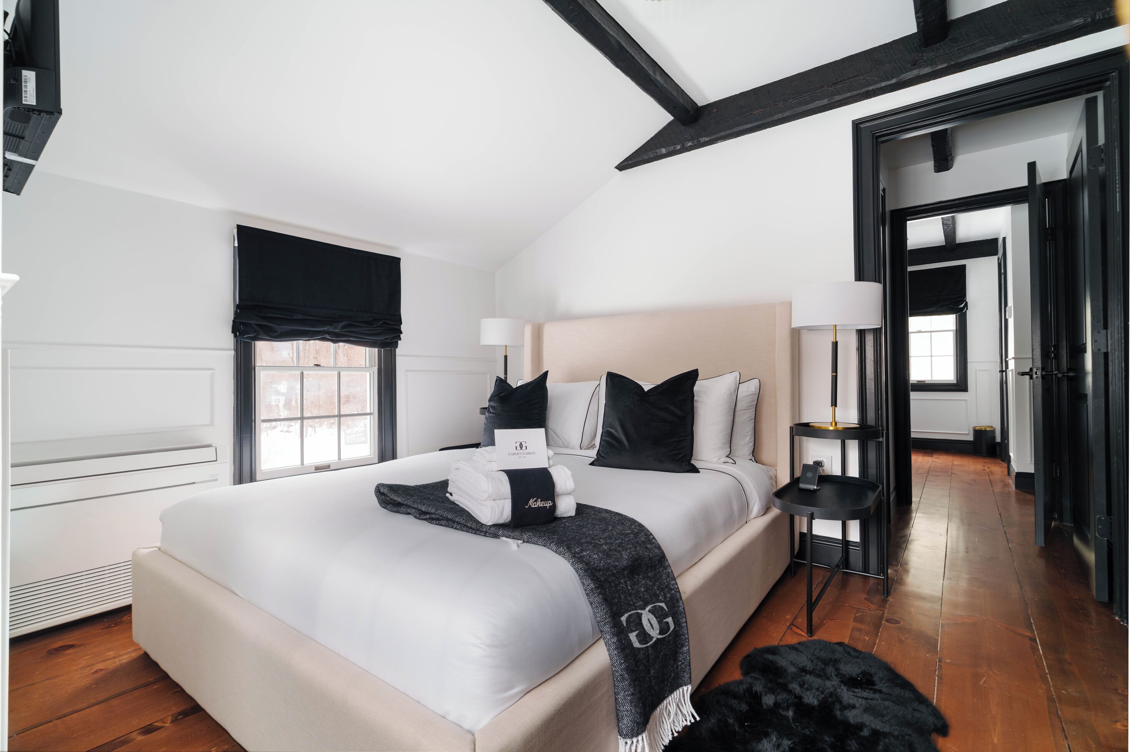 Luxe Queen Suite - Room 12 | Premium bedding, down comforters, pillowtop beds, individually decorated