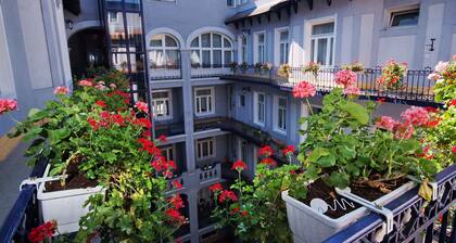 Baross City Hotel