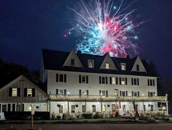 Exterior - Echo Lake Inn (Plymouth)