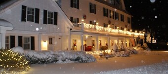 Echo Lake Inn