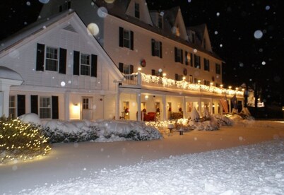 Echo Lake Inn