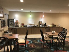 Café da manhã continental grátis todos os dias