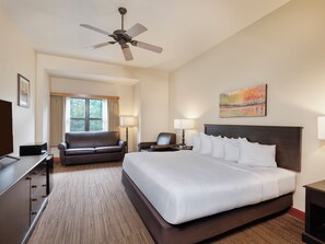 1 bedroom, premium bedding, down comforters, desk - Wuksachi Lodge (Sequoia National Park)