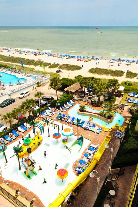 Sea Crest Oceanfront Resort - Image 16