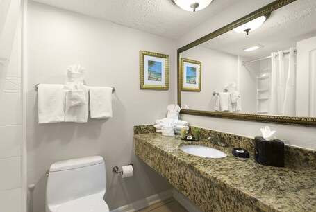 Sea Crest Oceanfront Resort - Image 33