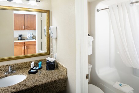 Sea Crest Oceanfront Resort - Image 34