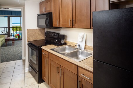 Sea Crest Oceanfront Resort - Image 31