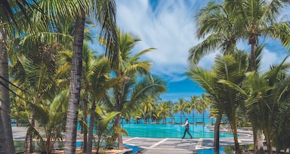 Dinarobin Beachcomber Golf Resort & Spa