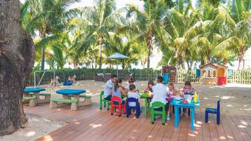 Children's play area - outdoor