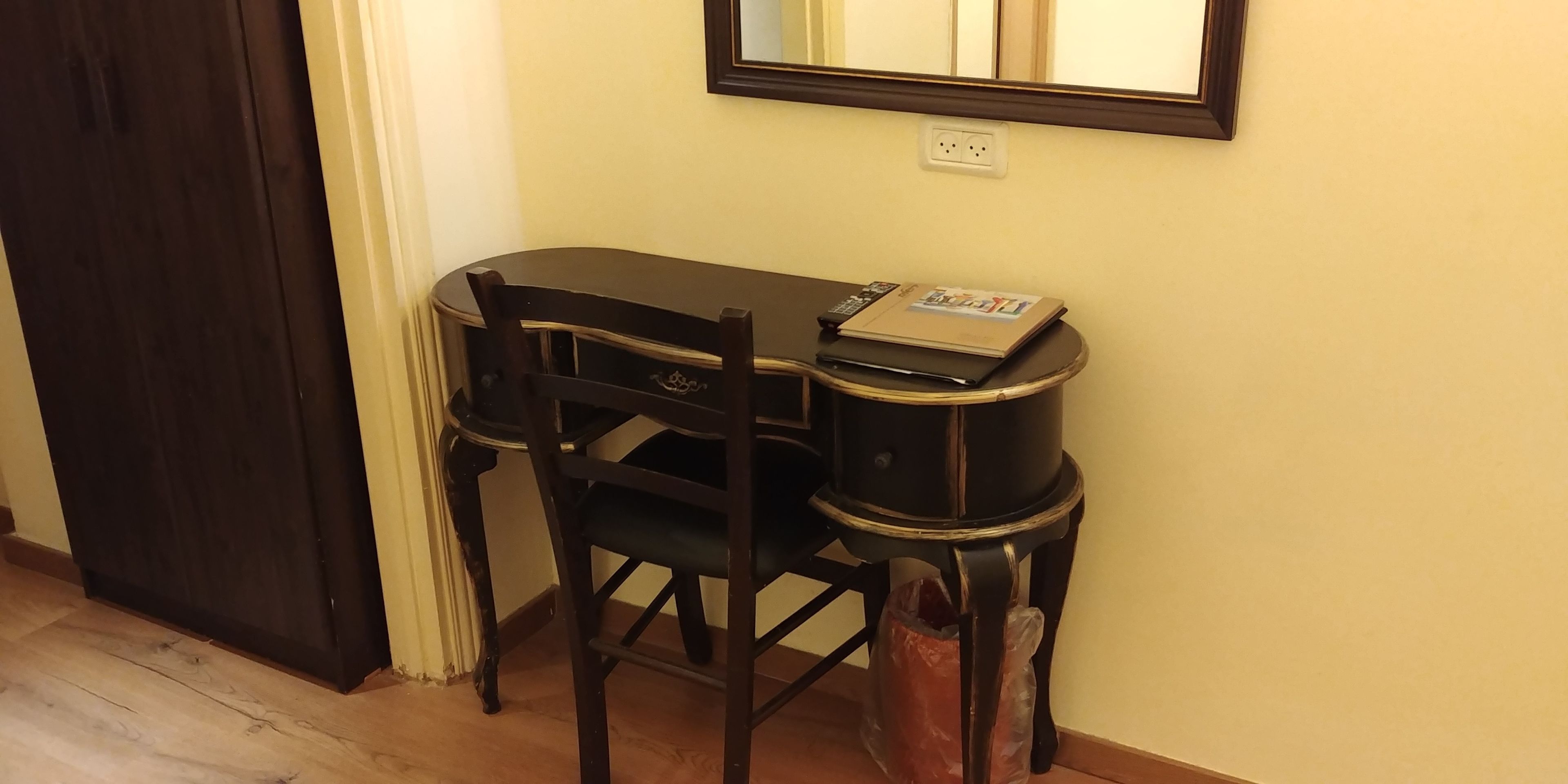 Foto - The Little House In Bakah