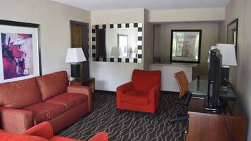 Suite Premium, 1 cama King size (No Pets Allowed) | Escritorio, insonorización, tabla de planchar con plancha y wifi gratis