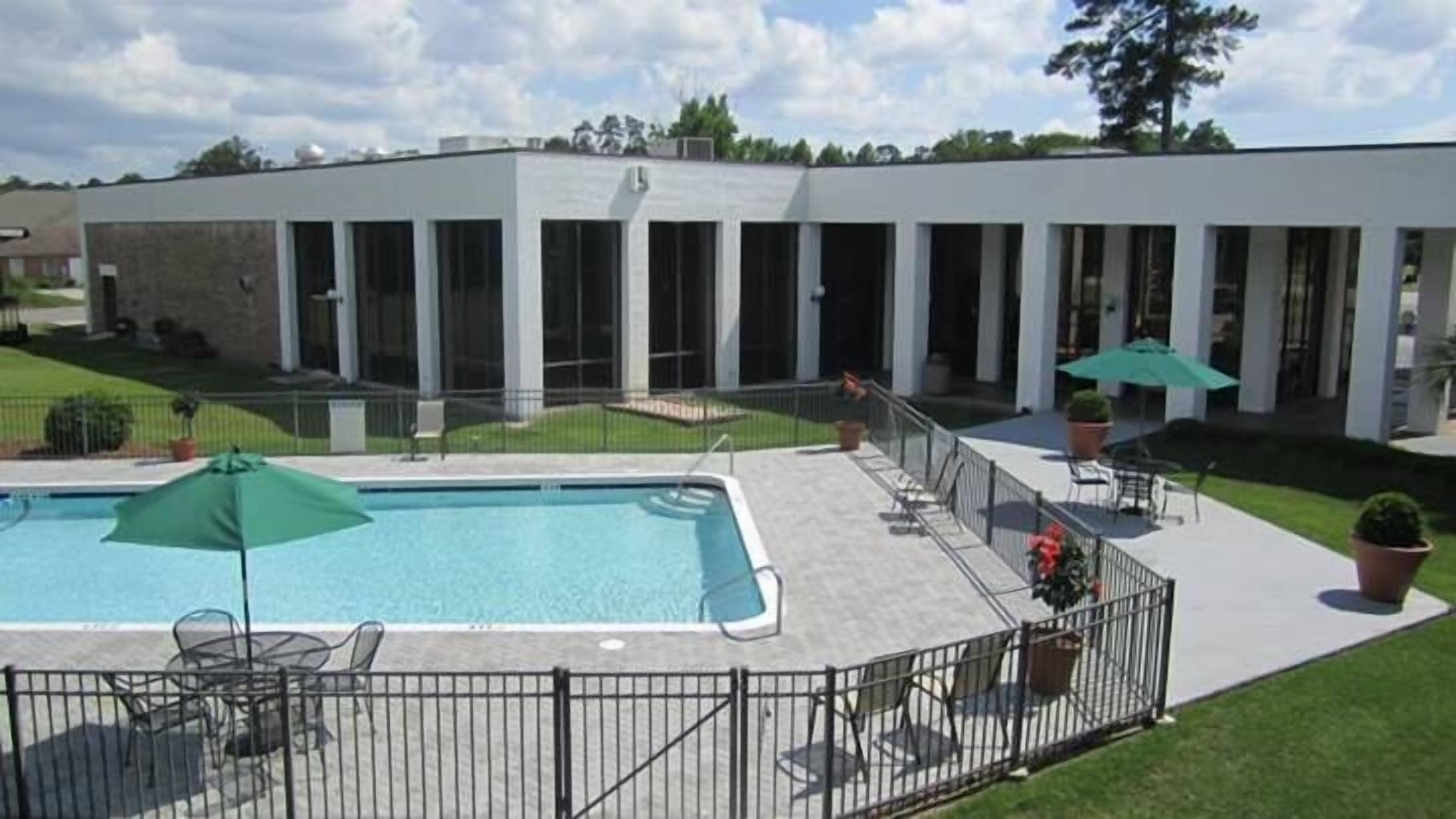 Seasonal outdoor pool