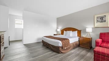Desk, iron/ironing board (on request), WiFi (free), bed sheets