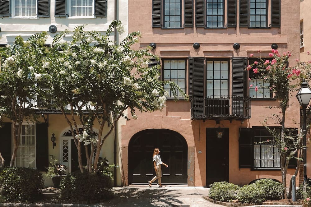 Fulton Lane Inn