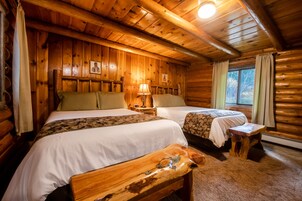 Standard Room, 2 Queen Beds | WiFi (free), bed sheets