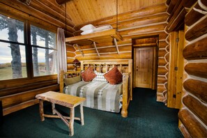 Suite, 1 Bedroom | Living area