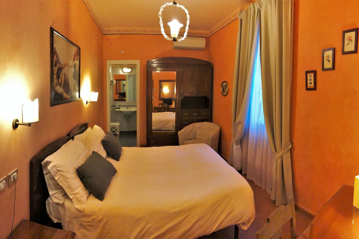 Comfort Double Room | Down comforters, in-room safe, individually decorated
