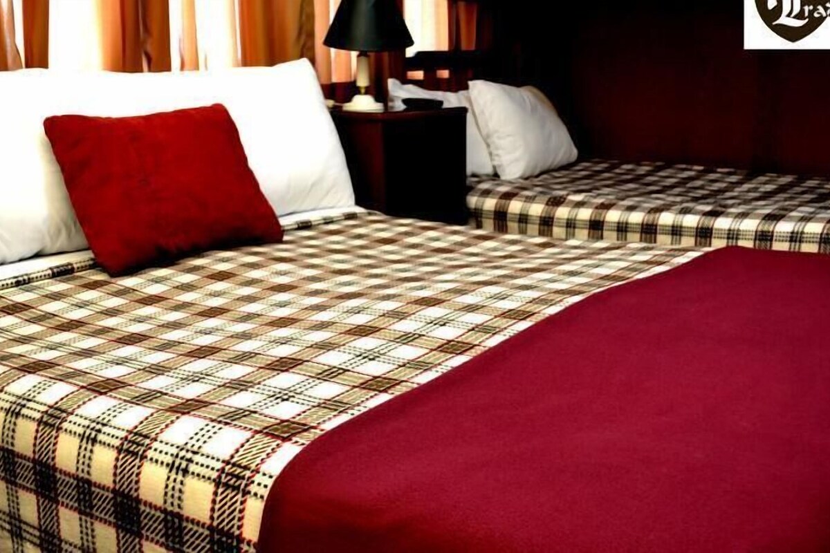 Double Room, 1 Double Bed | Desk, iron/ironing board, free WiFi