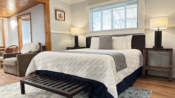 Nene Studio: 1 King + Kitchenette + Pvt Entrance + Lanai | 5 間睡房、防敏寢具、獨特設計、獨特裝修