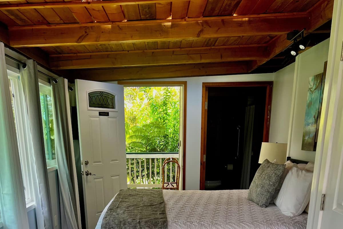 5 habitaciones, ropa de cama hipoalergénica y decoración personalizada