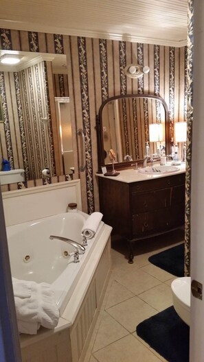 Bathroom - Bridgeford House Bed and Breakfast (Eureka Springs)