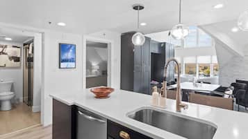 3-Bedroom Condominium B361 | Cuisine privée