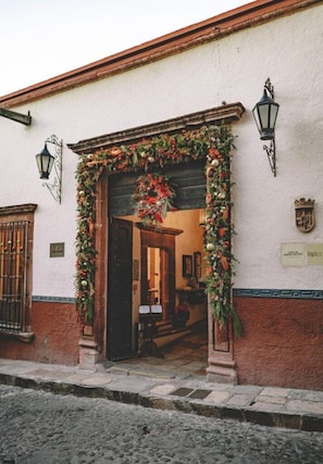 Exterior - Casa de Sierra Nevada, A Belmond Hotel, San Miguel de Allende (San Miguel de Allende)