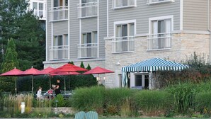 Unclassified image, 4 of 24, button - The Harbor Grand (New Buffalo)