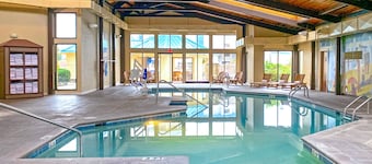 Music Road Resort Hotel and Inn