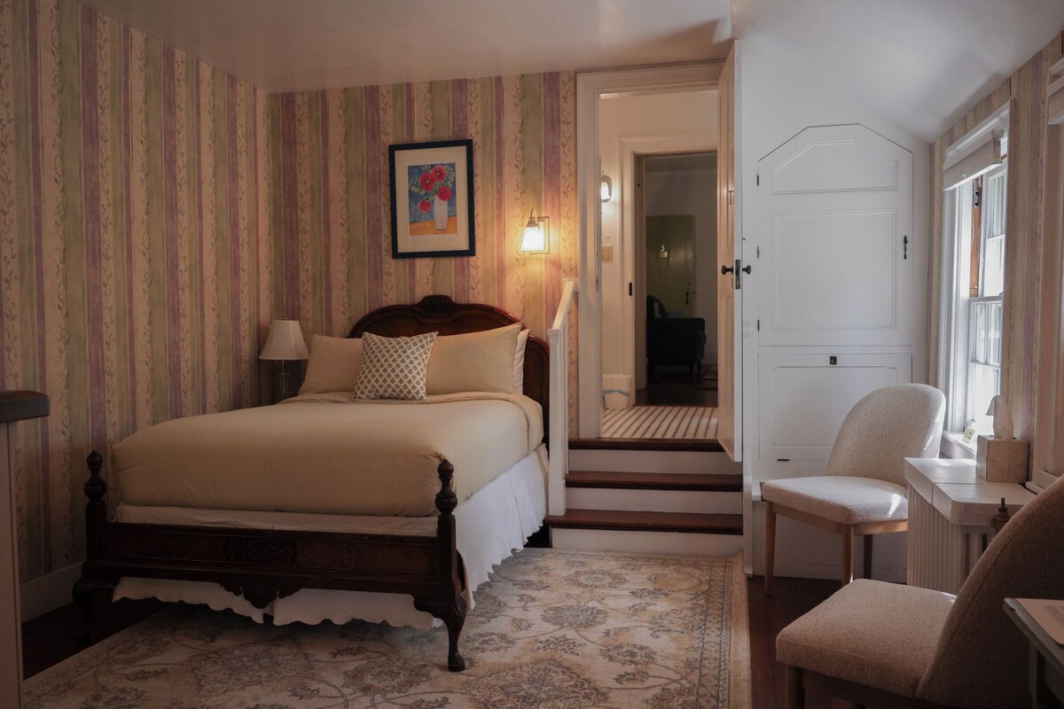 Sturbridge/Plimoth Suite | Literie de qualité, accès au Wi-Fi (inclus), décor unique