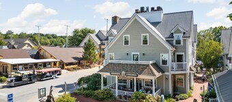 Artists Colony Inn